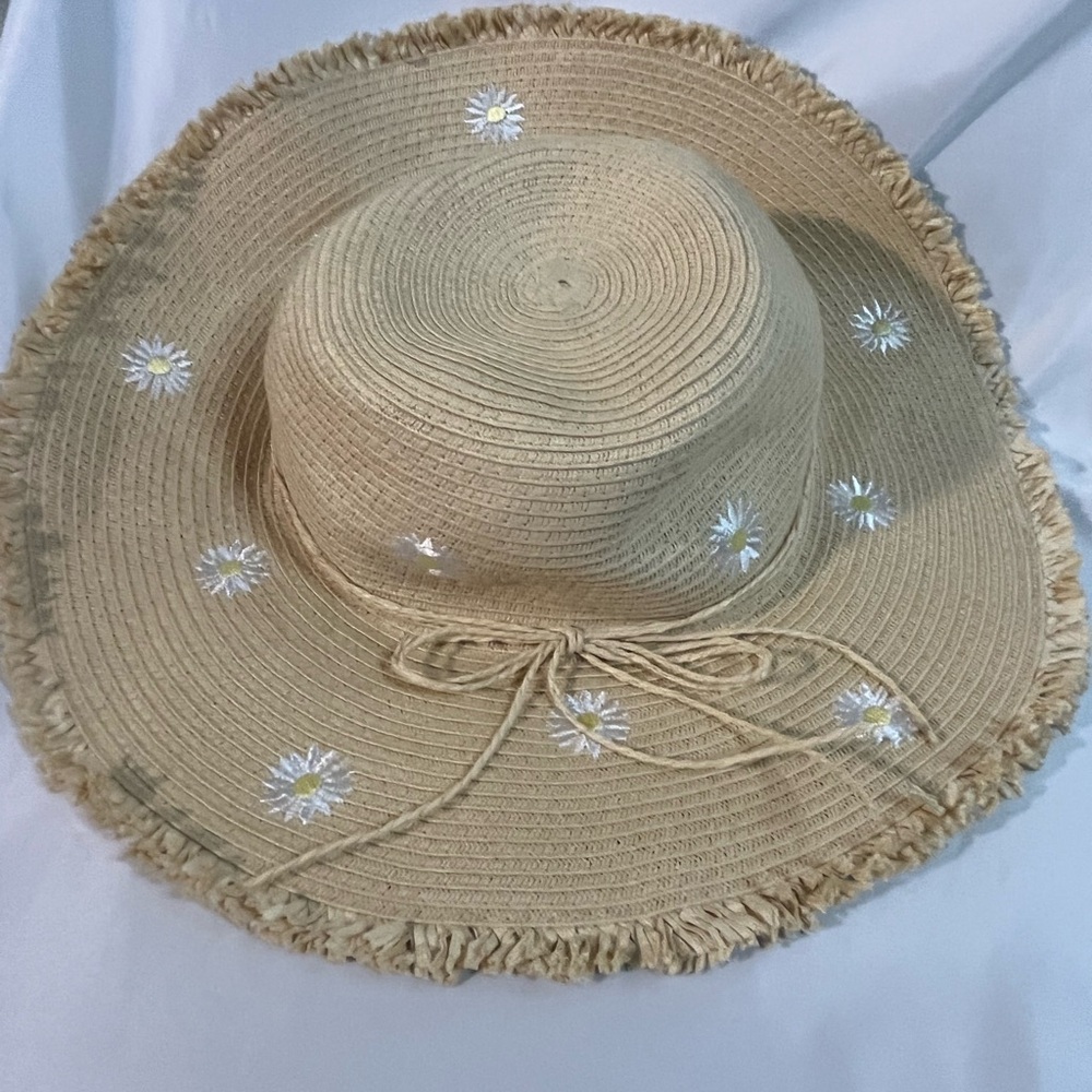NEW H&M Natural Straw Hat with Daisy accents 8-12 yr old size